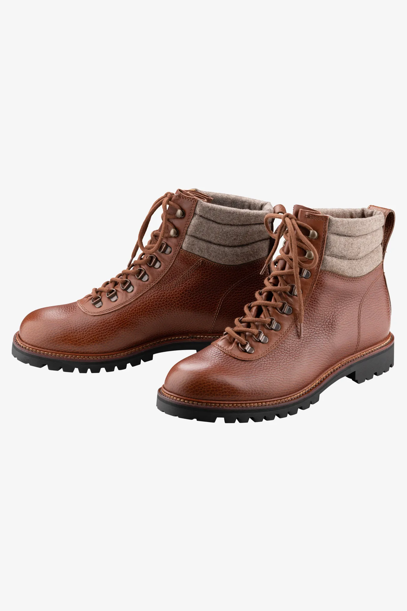 Hochwertige Schuhfotografie für E-Commerce in Radolfzell – Fotografie Deluxe